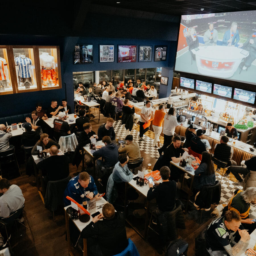 Wildcard Bar & Grill